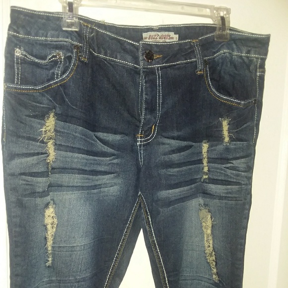 Jeans - Picture 3 of 3